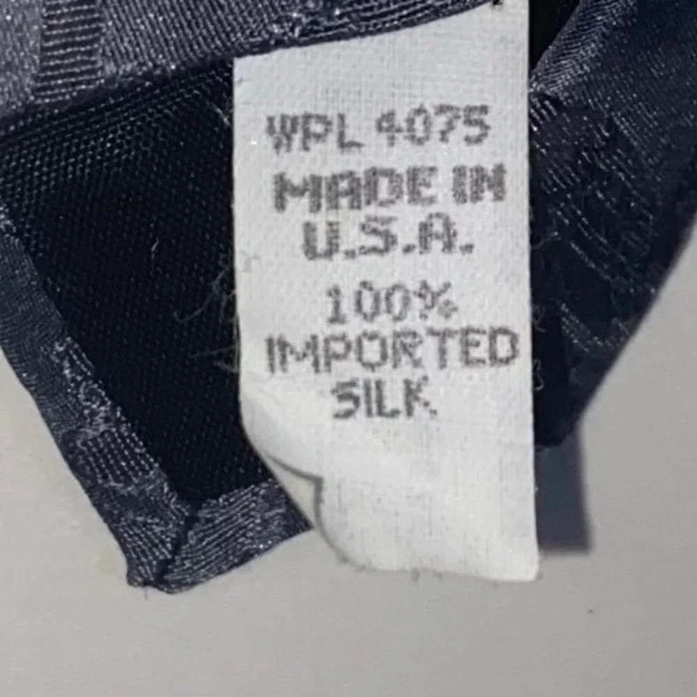 Wembley Endangered Species Bald Eagle Silk Tie Mens Navy Blue‎ Nature Wildlife